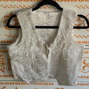 Sequenced white jacket